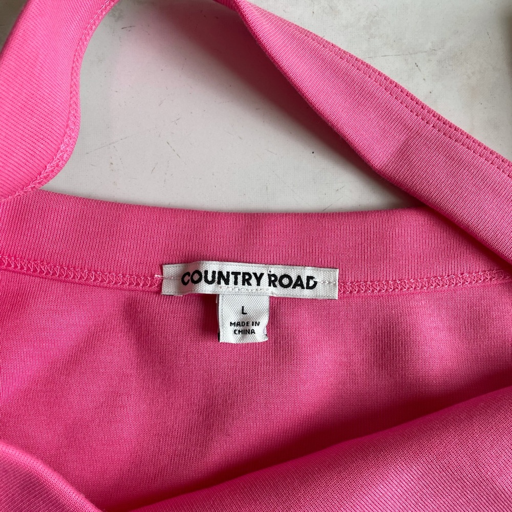 COUNTRY ROAD bubblegum pink one shoulder top, size L. - Picture 7 of 11